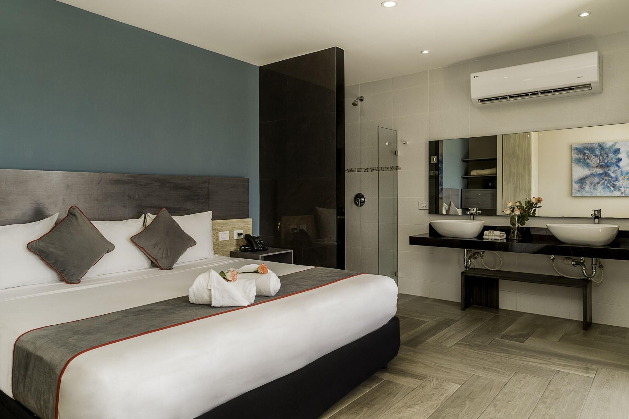 Bfh Attraction Deluxe Hotel Playa del Carmen Exteriör bild