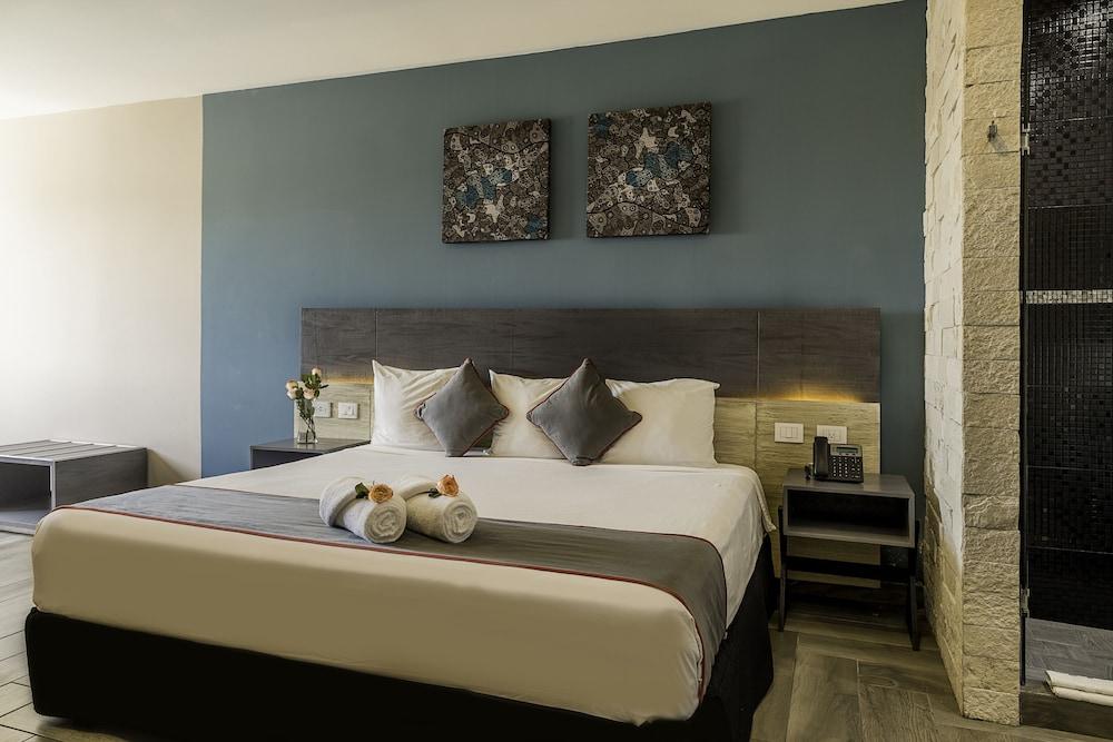 Bfh Attraction Deluxe Hotel Playa del Carmen Exteriör bild