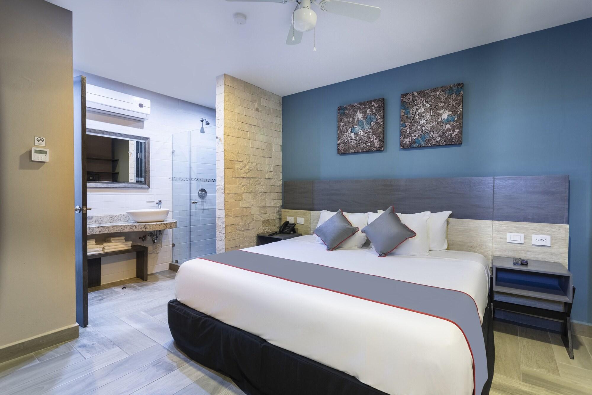 Bfh Attraction Deluxe Hotel Playa del Carmen Exteriör bild
