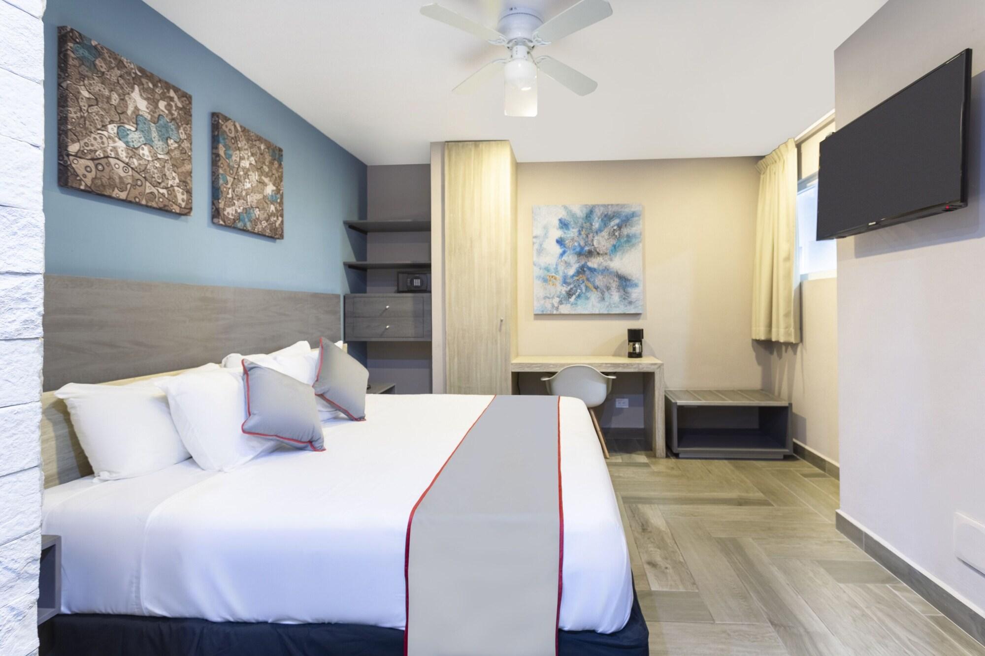 Bfh Attraction Deluxe Hotel Playa del Carmen Exteriör bild