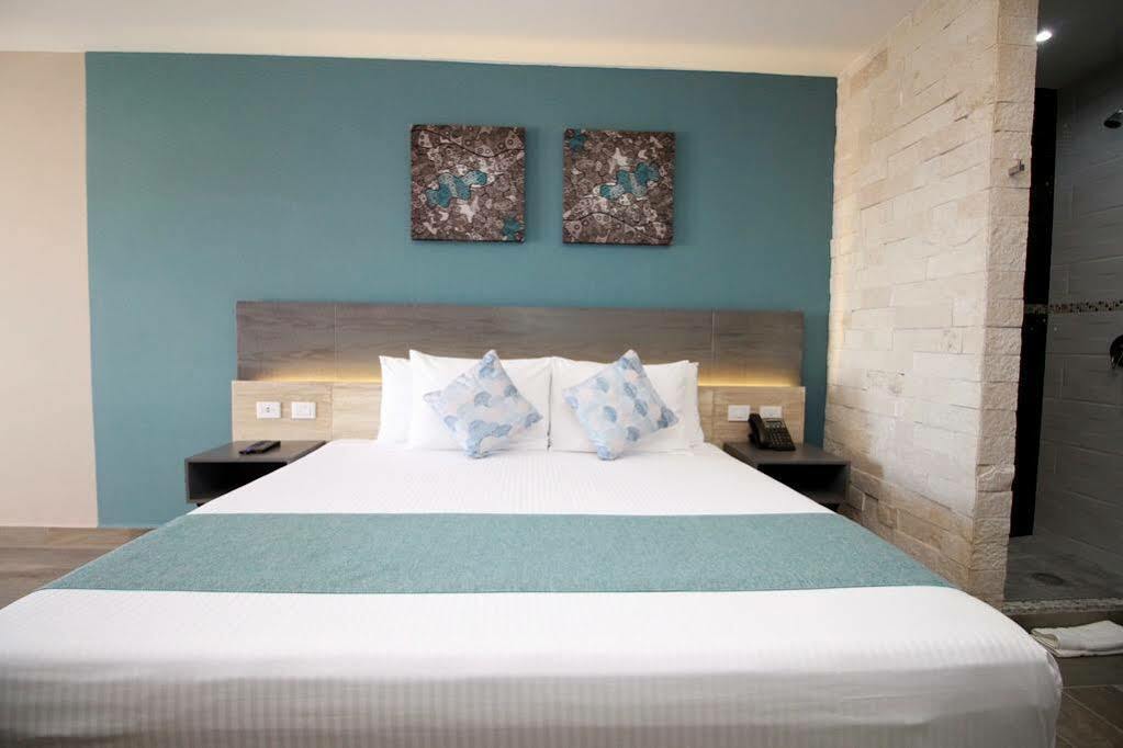 Bfh Attraction Deluxe Hotel Playa del Carmen Exteriör bild